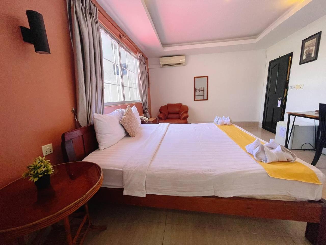 Best Central Point Hotel Phnom-Penh Buitenkant foto